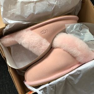 Light pink UGG Scuffette slippers